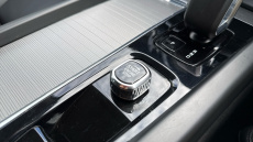 Volvo XC60 2.0 B4D Plus Dark 5dr AWD Geartronic Diesel Estate